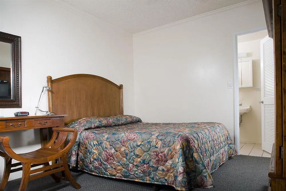 Pacific Marina Inn Airport Honolulu 2*,  United States