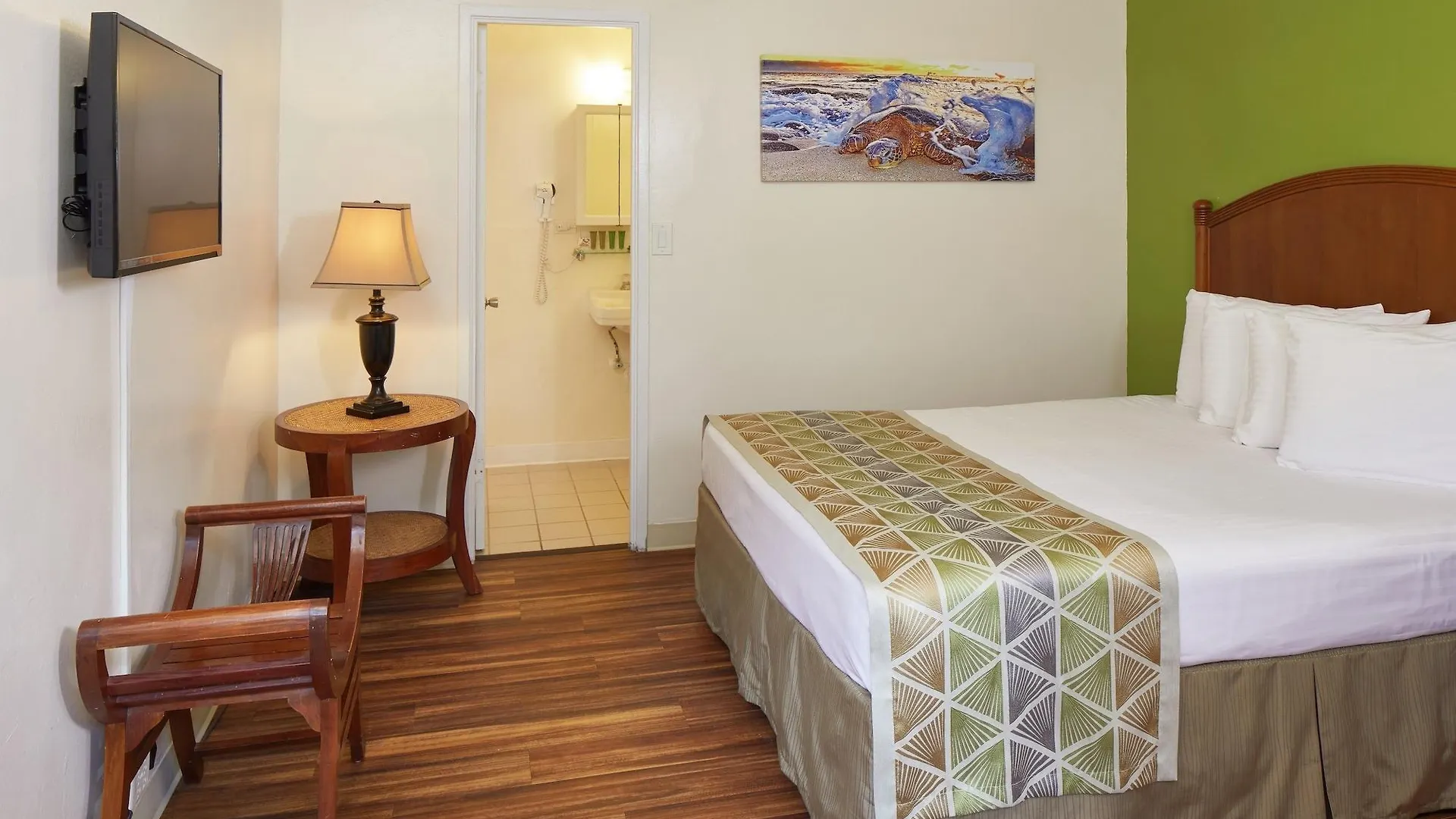 Pacific Marina Inn Airport Honolulu Hotel