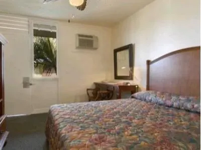 Pacific Marina Inn Airport Honolulu 2*,